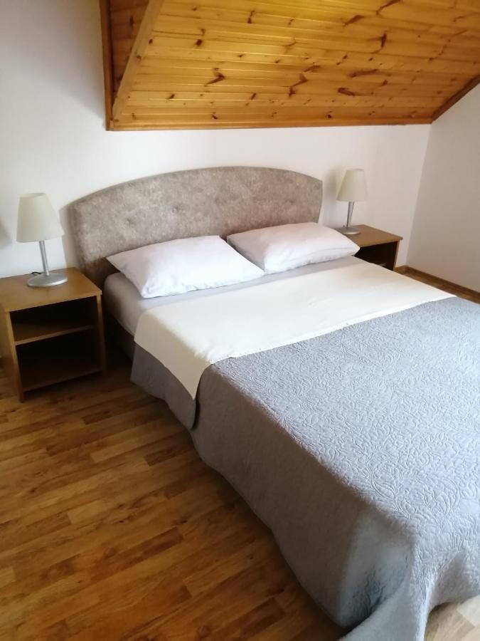 Guesthouse Zafran Smoljanac Kültér fotó